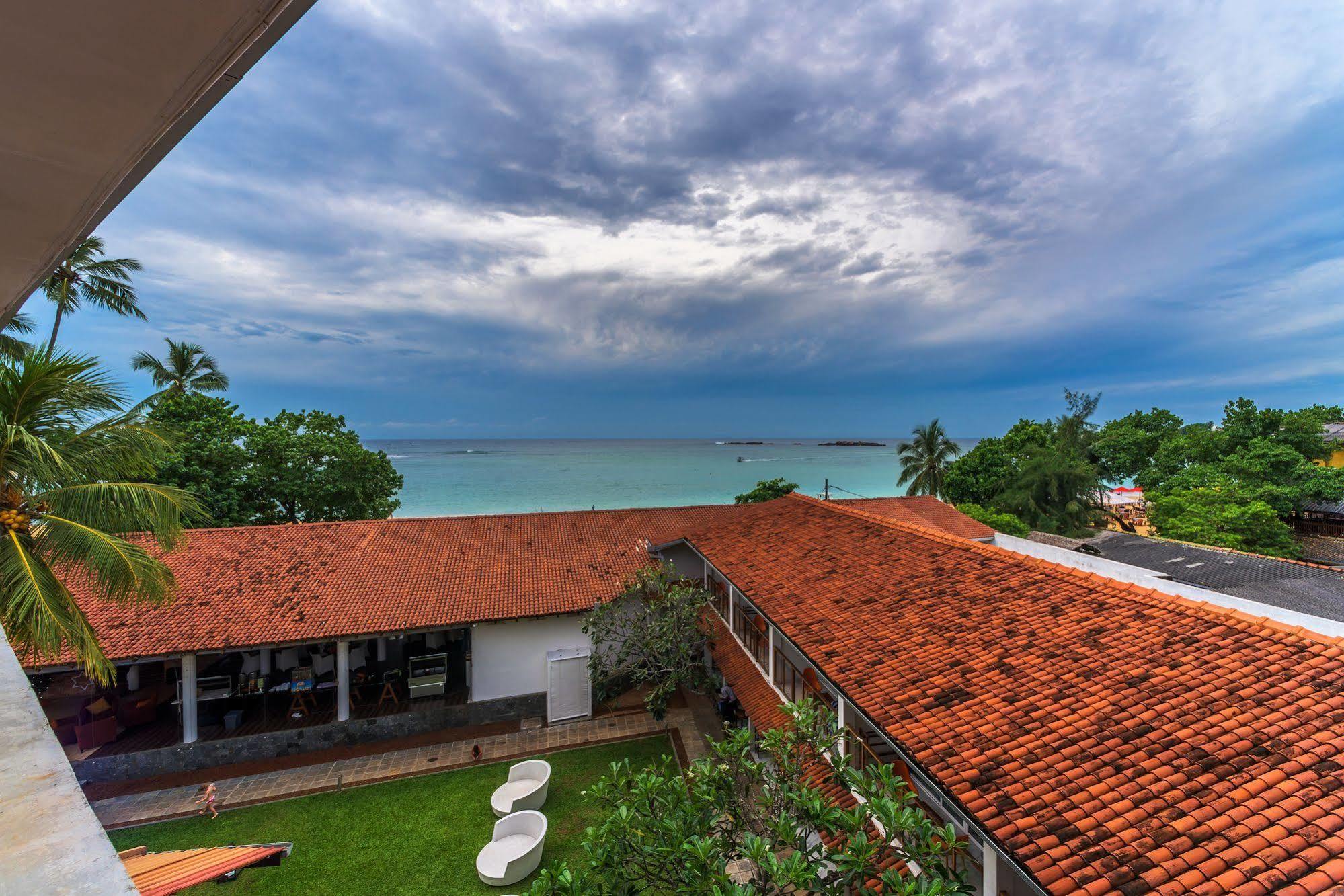 Calamander Unawatuna Beach Exterior foto
